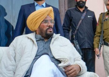 ਕੱਲ੍ਹ ਤੋਂ ਪੰਜਾਬ ਦੇ ਬਾਰਡਰ ਦੇ ਕਿਸਾਨ ਫਿਰ ਤੋਂ ਖੇਤੀ ਕਰਨ ਕੰਡਿਆਲੀ ਤਾਰ ਦੇ ਪਾਰ ਜਾ ਸਕਣਗੇ : ਧਾਲੀਵਾਲ