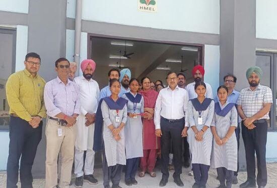 ਰਿਫਾਇਨਰੀ ਨੇ ਸਰਕਾਰੀ ਸੈਕੰਡਰੀ ਸਕੂਲ ਨੂੰ ਬਣਾਕੇ ਦਿੱਤਾ ਮਲਟੀਪਰਪਜ਼ ਹਾਲ