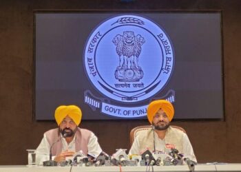 ਪੰਜਾਬ ਕੈਬਨਿਟ ਨੇ ਦੁਕਾਨਾਂ ਦੇ ਕਰਮੀਆਂ ਦੇ ਘੰਟਿਆਂ ‘ਚ ਸੋਧ ਨੂੰ ਦਿੱਤੀ ਮਨਜ਼ੂਰੀ