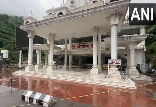 Vaishno Devi ਯਾਤਰਾ 9ਵੇਂ ਦਿਨ ਵੀ ਮੁਲਤਵੀ : Landslide ਅਤੇ ਭਾਰੀ ਮੀਂਹ ਦਾ ਕਹਿਰ ਜਾਰੀ, ਕਈ ਰਾਜਾਂ ਵਿੱਚ Red Alert