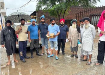 ਹੜ੍ਹ ਪ੍ਰਭਾਵਿਤ ਖੇਤਰਾਂ ਵਿੱਚ ਪਸ਼ੂਆਂ ਦੇ ਇਲਾਜ ਲਈ 24 ਟੀਮਾਂ ਲਗਾਈਆਂ ””