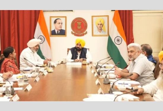 ਪੰਜਾਬ ਕੈਬਨਿਟ ਵੱਲੋਂ ਸਾਬਕਾ ਮੰਤਰੀ ਵਿਰੁੱਧ ਭ੍ਰਿਸ਼ਟਾਚਾਰ ਦਾ ਕੇਸ ਚਲਾਉਣ ਨੂੰ ਮਨਜ਼ੂਰੀ