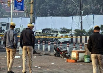 Delhi Blast ਮਾਮਲਾ : 2000 ਕਸ਼ਮੀਰੀ ਵਿਦਿਆਰਥੀਆਂ-ਕਿਰਾਏਦਾਰਾਂ ਤੋਂ ਹੋ ਰਹੀ ਪੁੱਛਗਿੱਛ!