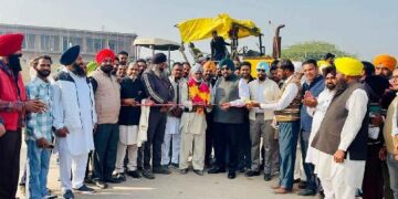 ਲਾਲੜੂ -ਹੰਡੇਸਰਾ ਸੜ੍ਹਕ ਦੇ ਨਵੀਨੀਕਰਨ ਦੇ ਕੰਮ ਦੀ ਹਲਕਾ ਵਿਧਾਇਕ ਕੁਲਜੀਤ ਸਿੰਘ ਰੰਧਾਵਾ ਨੇ ਕਰਵਾਈ ਸ਼ੁਰੂਆਤ