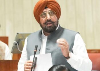 ਵਿਧਾਇਕ ਕੁਲਜੀਤ ਸਿੰਘ ਰੰਧਾਵਾ ਨੇ ਵਿਧਾਨ ਸਭਾ ਵਿੱਚ ਸੁਖਨਾ ਚੋਅ ਬਲਟਾਣਾ ਤੇ ਮੁਬਾਰਕਪੁਰ ਪੁੱਲਾਂ ਦੇ ਕੰਮਾਂ ਵਿੱਚ ਹੋ ਰਹੀ ਦੇਰੀ ਦਾ ਮੁੱਦਾ ਉਠਾਇਆ