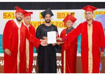 ਸ਼ਾਹ ਸਤਨਾਮ ਬੁਆਏਜ਼ ਕਾਲਜ ਵਿਖੇ ਡਿਗਰੀ ਵੰਡ ਸਮਾਗਮ ਕਰਵਾਇਆ